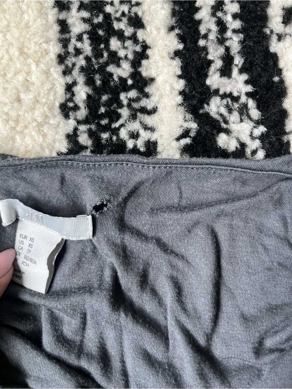 H&M Grey boatneck line ruched top - Picture 5 of 6